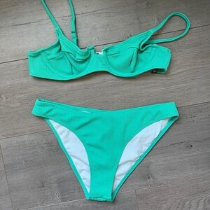 PrettyLittleThing Green Bikini Set size 8/Medium